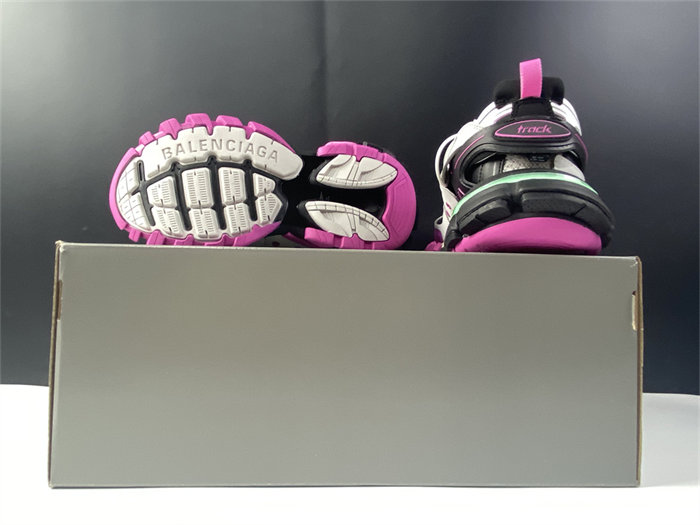 BLCG TRACK SNEAKER 542436 W3NB2 5032 LED