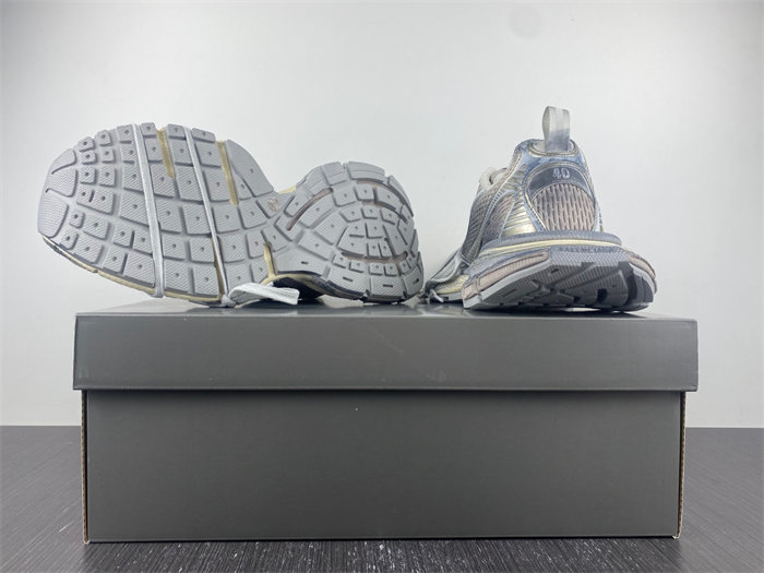 BALENCIAGA -PHANTOM SNEAKER W3XL4-9191