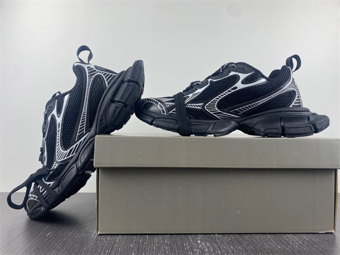 Balenciaga 3XL Black 734731W3XL11090