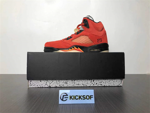 Air Jordan 5 WMNS DUNK ON MARTS DD9336-800