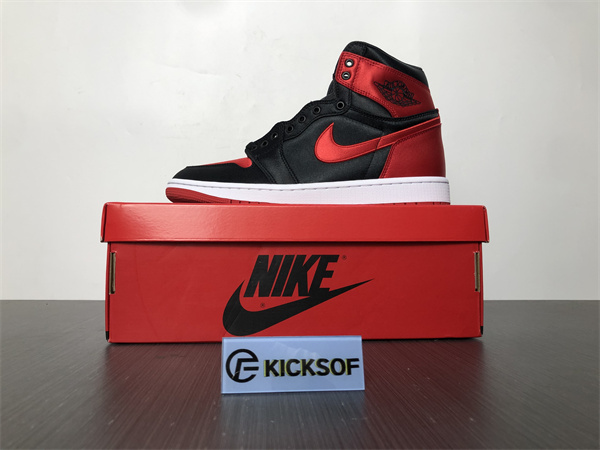 Jordan 1 Retro High OG Satin Bred FD4810-061