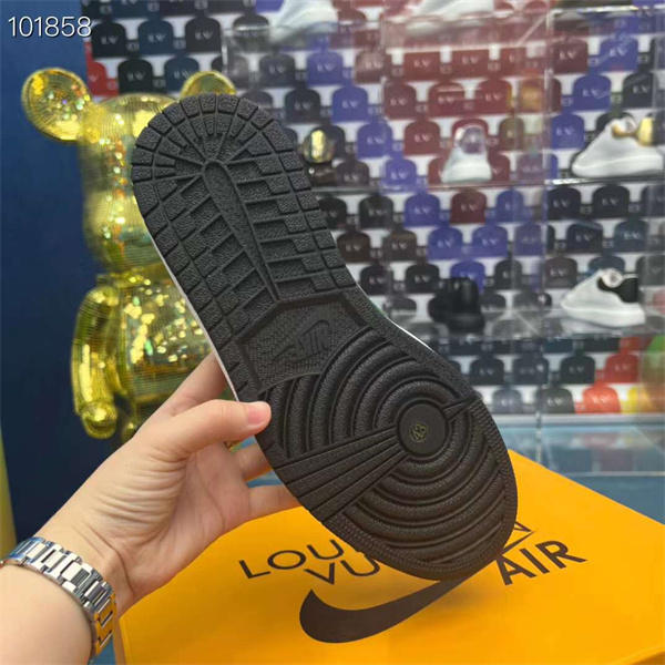 LV x OFF-WHITE x Nike Air Jordan 1