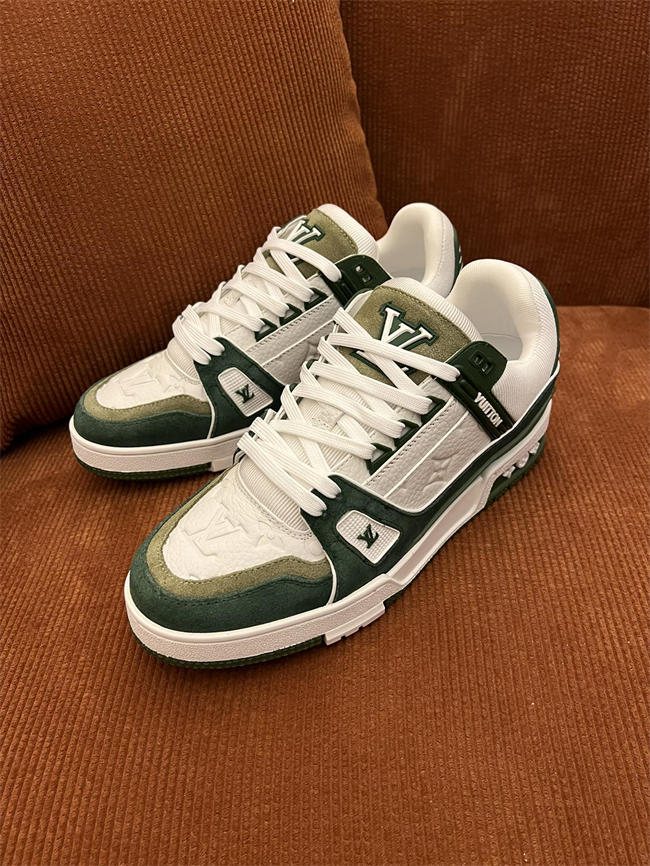 Lv Trainer Sneaker 78