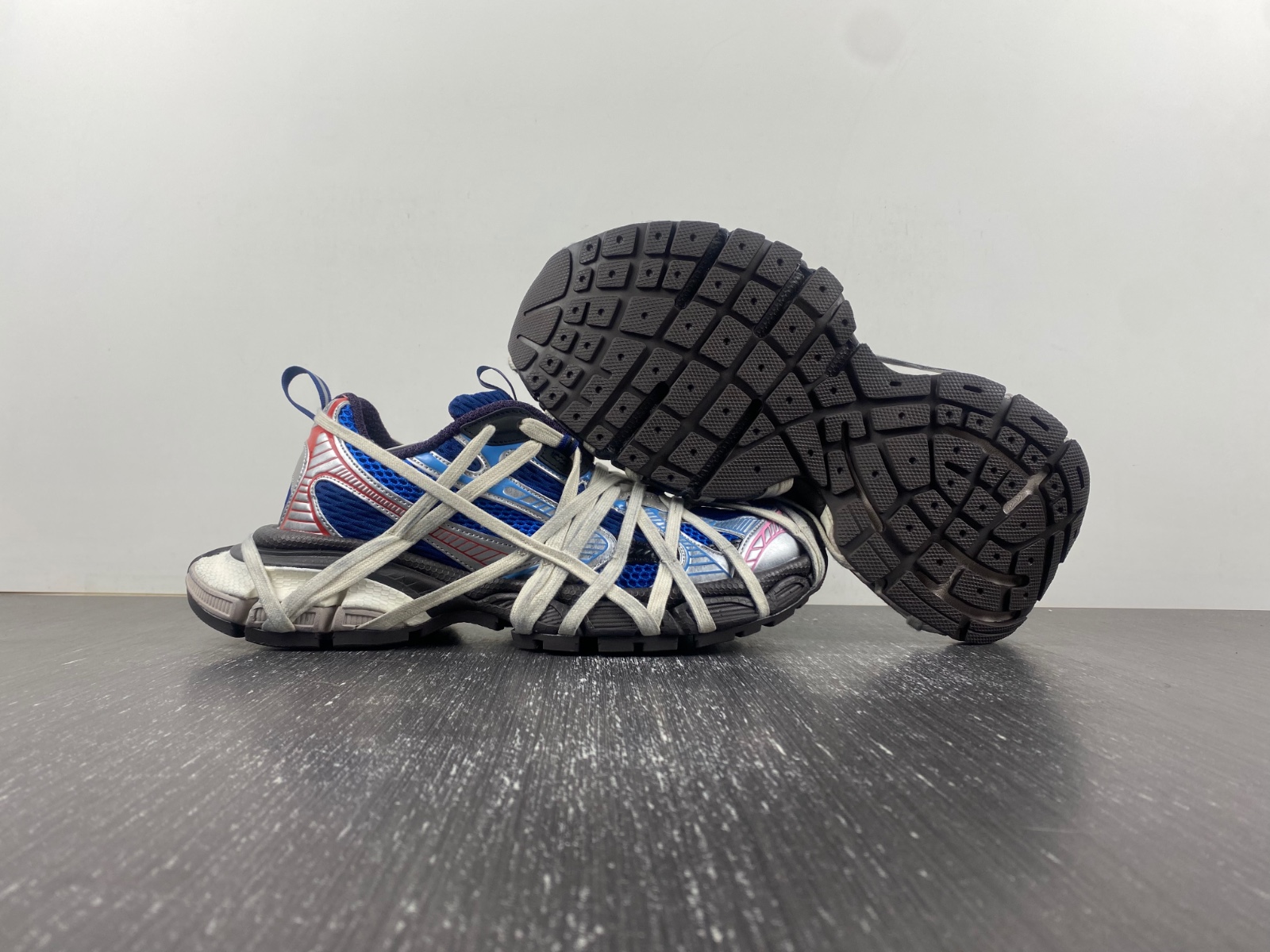 Balenciaga Phantom Sneaker 778698 W3XLL 0525