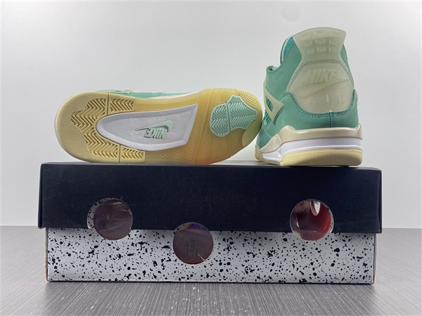 Air Jordan 4 Off-White CV9388-102