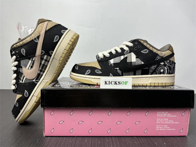 Nike SB Dunk Low Travis Scott CT5053-001