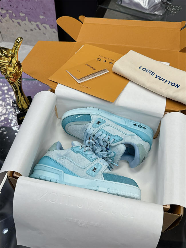 LV Trainer Sneaker