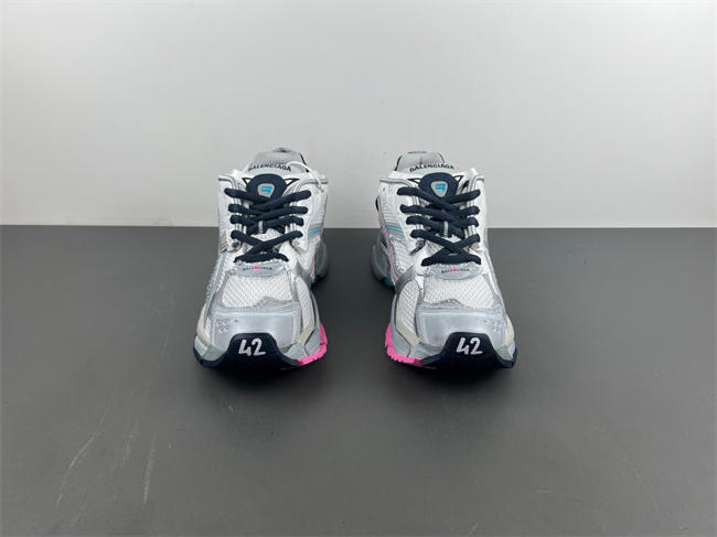 Balenciaga 772774-W3RNY-0322