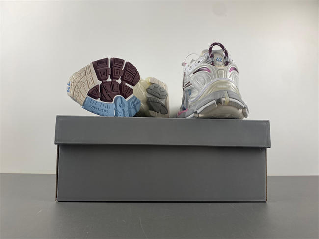 Balenciaga 772774-WRUNG 3120