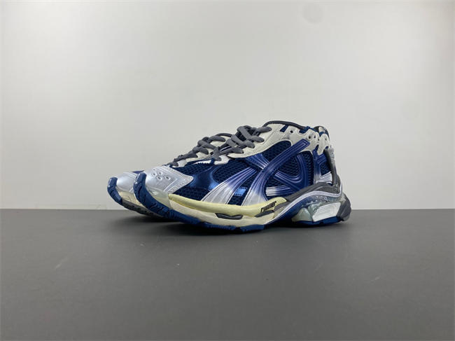 Balenciaga 772774 WRUNG 2410