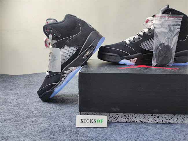 Air Jordan 5 Retro OG Black Metallic Reimagined HF3975-001