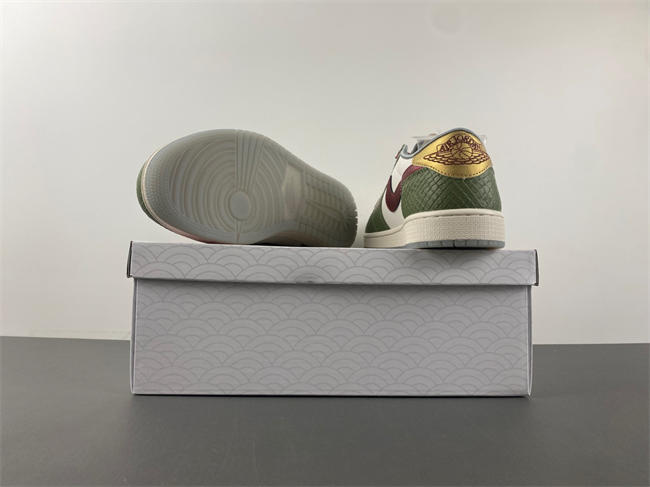 Air Jordan 1 Retro Low OG Year of the Dragon FN3727-100