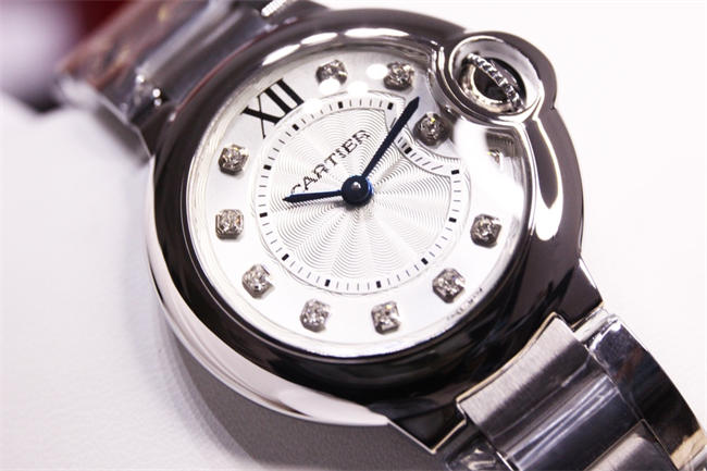 CARTIER 3K Blue Balloon 28mm Quartz 08