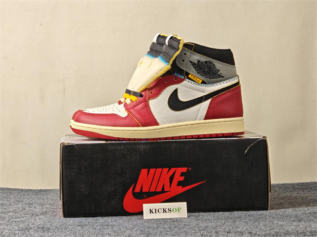 Union LA x Air Jordan 1 High OG “Chicago” UN HV8563-600