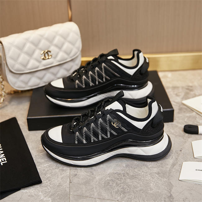 Chanel Trend Sneaker