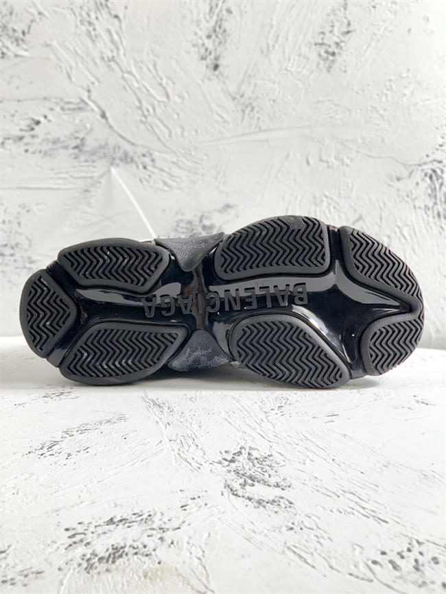 Balenciaga Triple S Sneaker