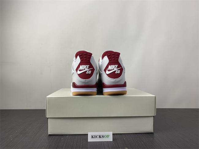 Nike SB x Air Jordan 4 DR5415-160