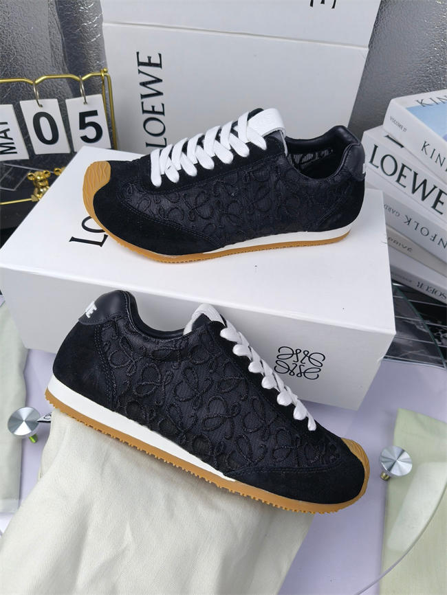 Loewe Sneaker