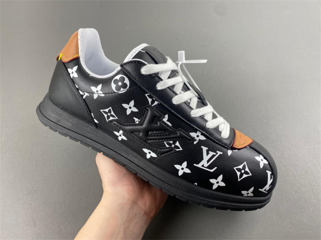 Louis Vuitton LV