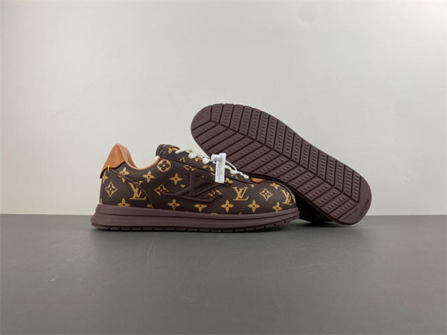Louis Vuitton LV