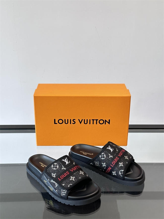 Lv Slipper