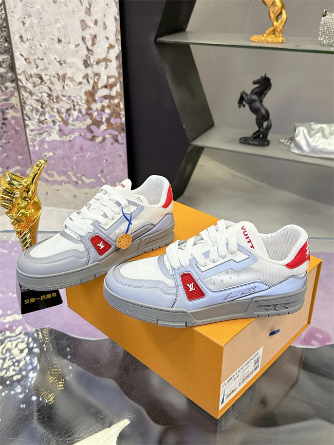 Lv Trainer Sneaker