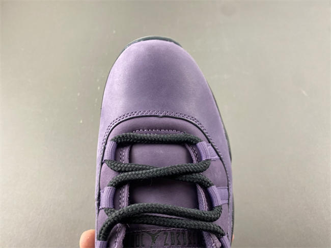 Air Jordan 11 “Las Vegas”